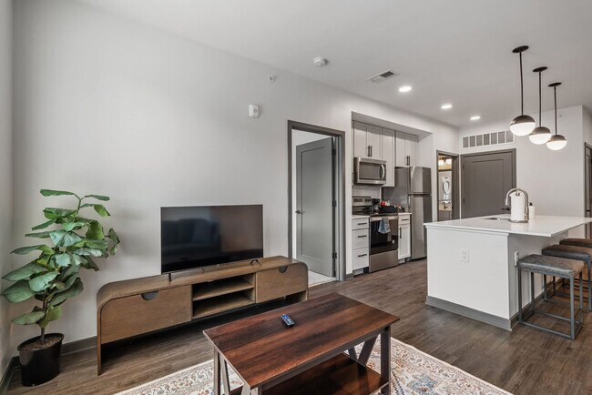 Building Photo - 6160 N Rural St