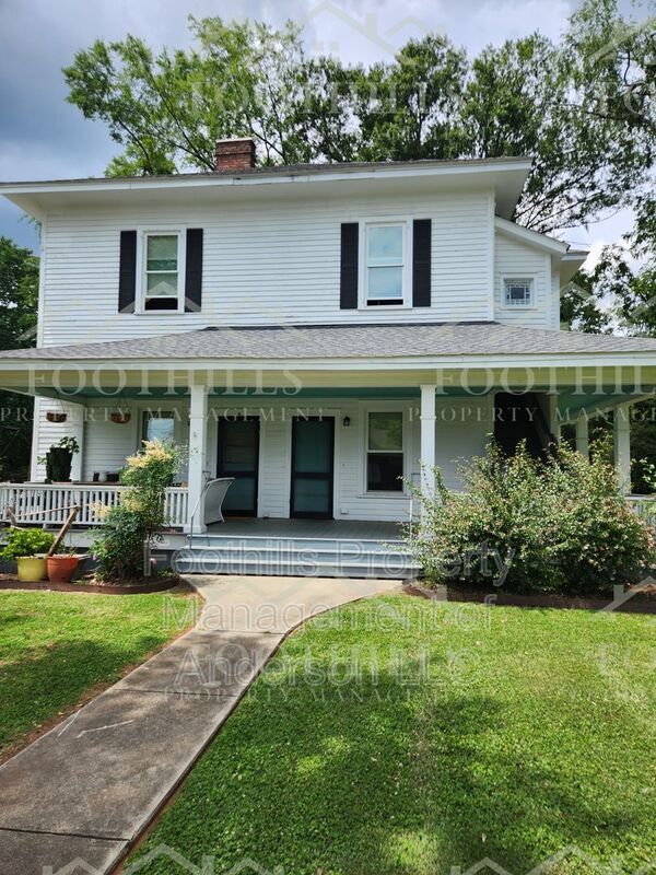 Primary Photo - 120 Anderson Ave