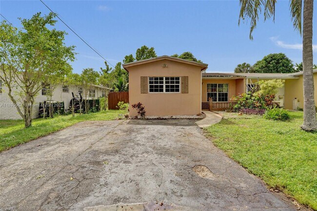 Primary Photo - 6860 SW 18th Ct