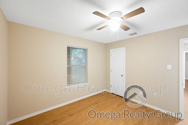 Building Photo - 6936 Magnolia Trace