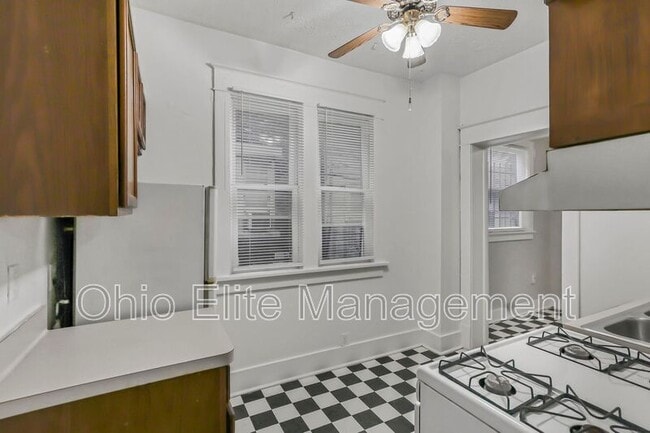 Building Photo - 331 Chittenden Ave