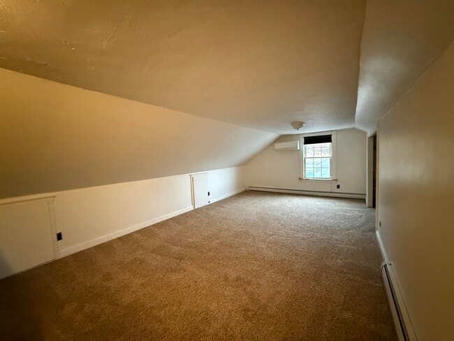 Building Photo - 361 Court St