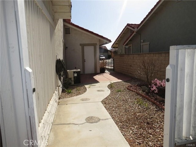 Building Photo - 1117 Lemon Gum Ln