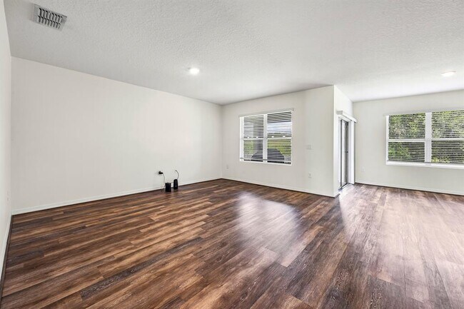 Building Photo - 6381 Trouvaille Pl
