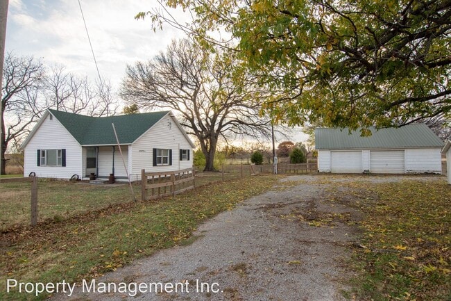 Primary Photo - 2 br, 1 bath House - 2487 CR 2700