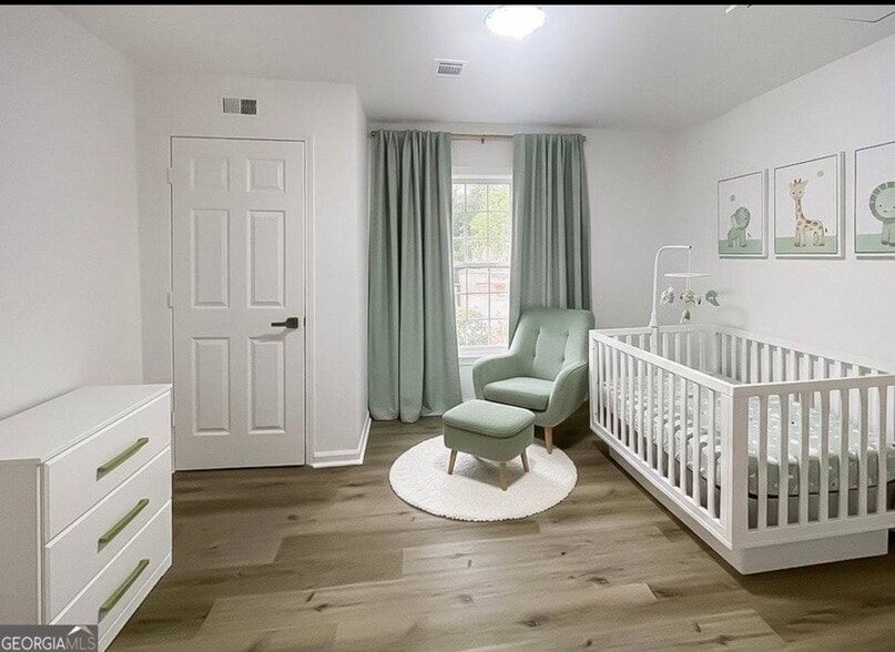 bedroom 3 - 305 Chestnut St