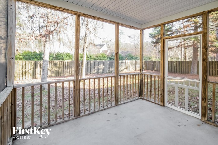 Building Photo - 212 Curico Ln