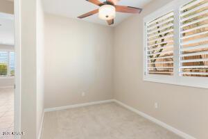 Building Photo - 13450 E Vía Linda