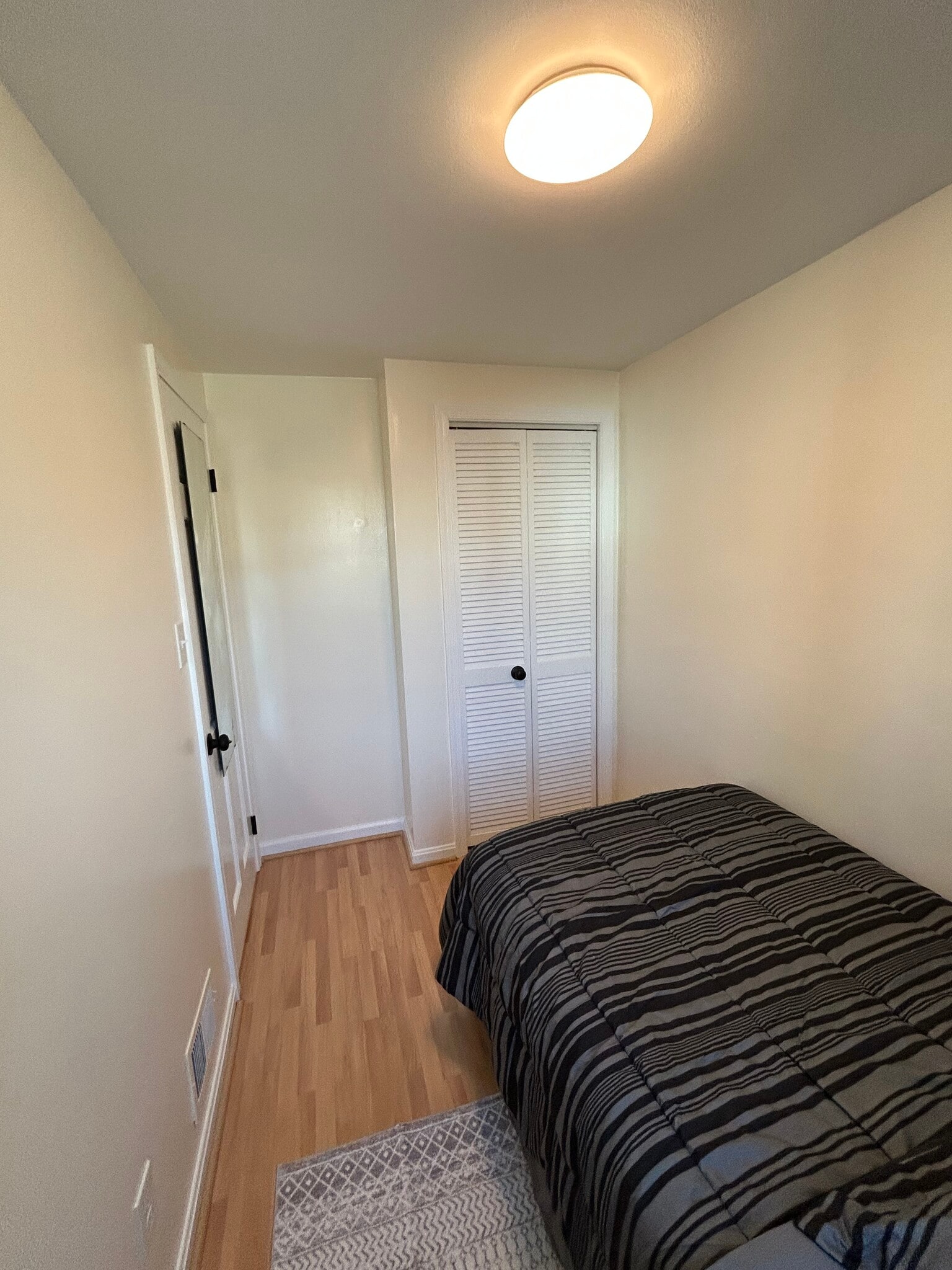 Building Photo - 114 N Collington Ave