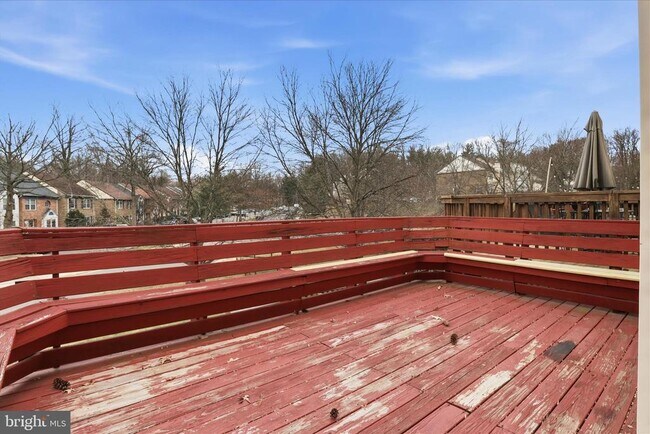 Building Photo - 6105 Castletown Way