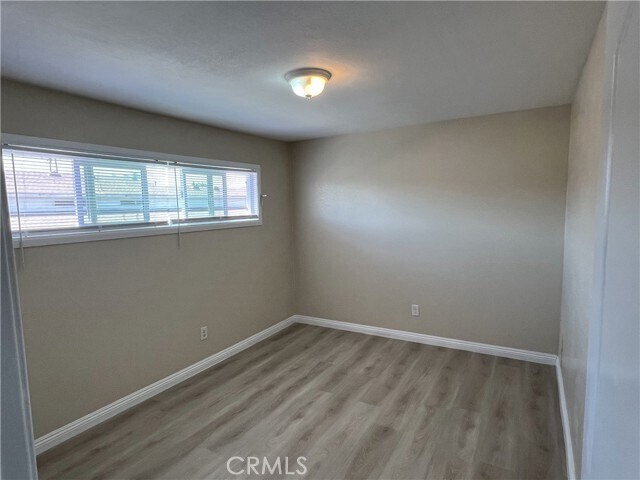 Building Photo - 40 Paradise Valley N