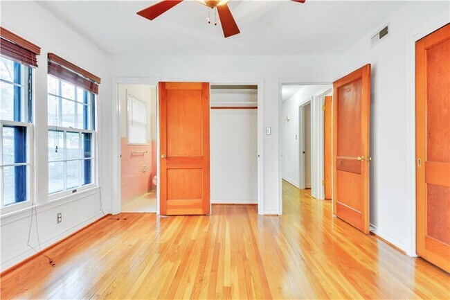 Building Photo - 2300 Rebel Rd