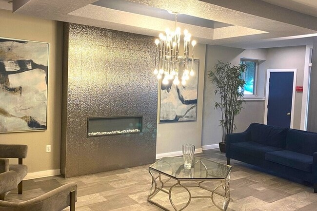 Primary Photo - Ridge Carlton Apartments