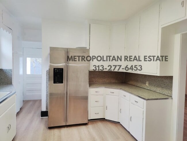 Building Photo - 22340 Park St