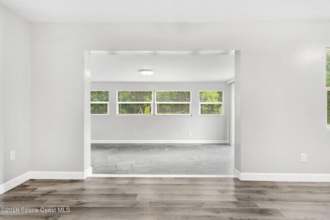 Building Photo - 2426 Clemson Dr