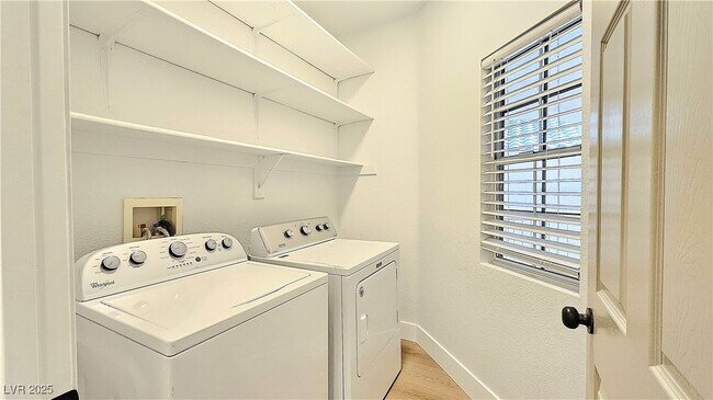 Building Photo - 3205 Townsend Hall Ct