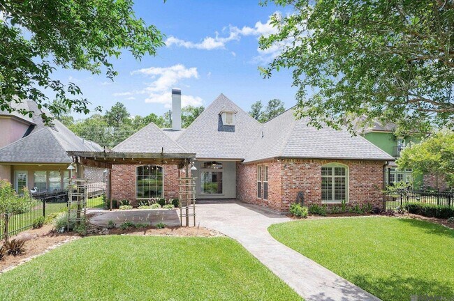 Building Photo - 19537 S Harrells Ferry Rd