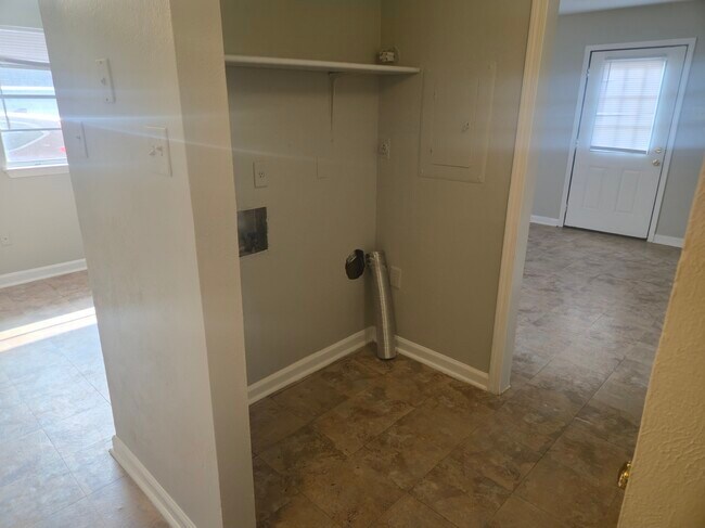 Building Photo - 3708-3714 Stefano Street