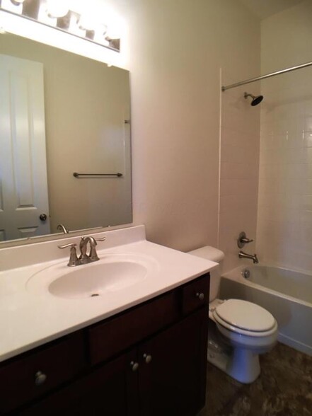 Bathroom - 5924 Bluestone Way