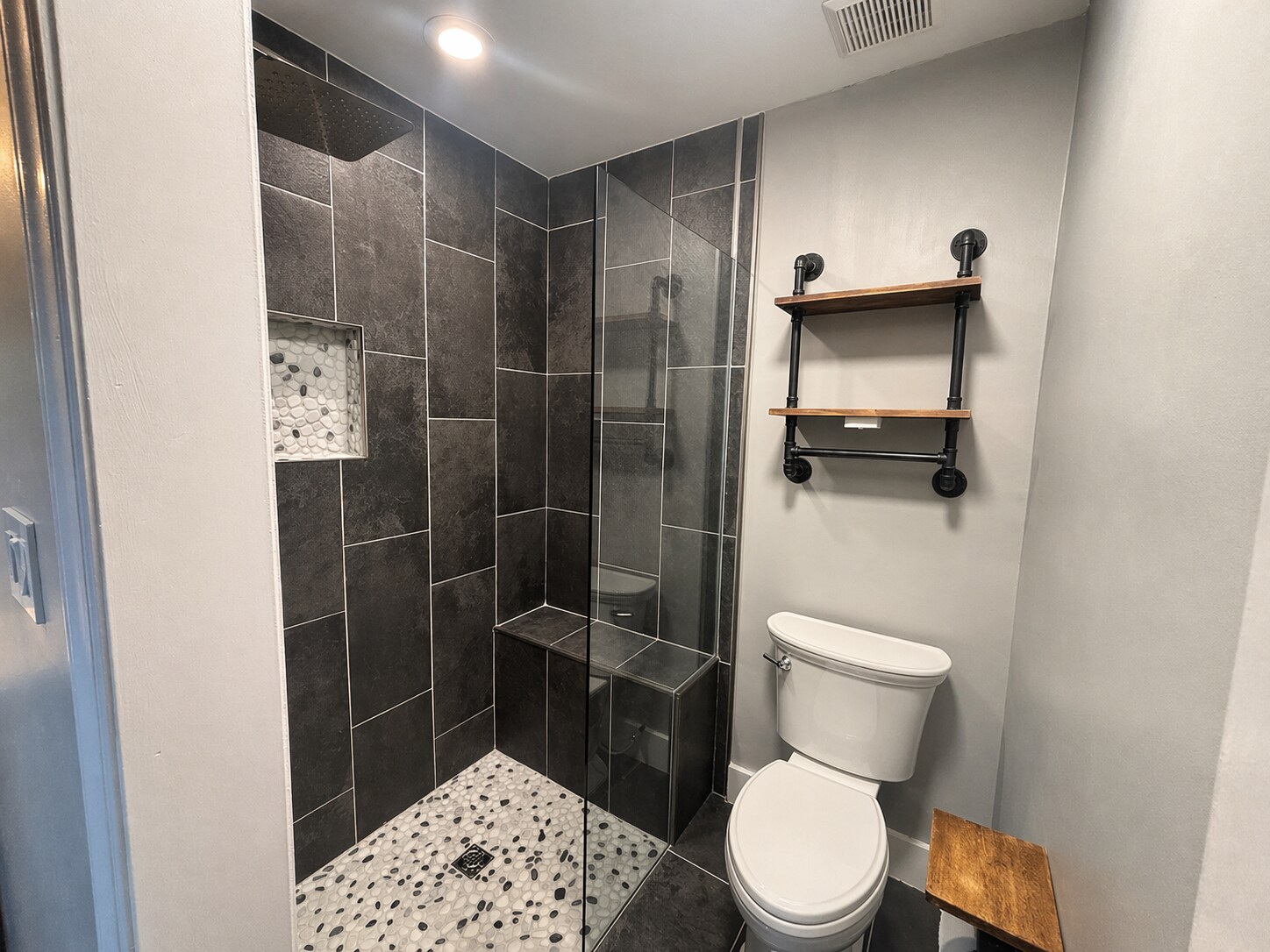 Primary Bath - 1062 Washington St