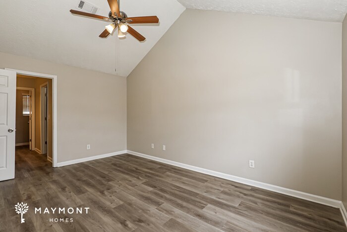 Building Photo - 191 Marsh Glen Dr