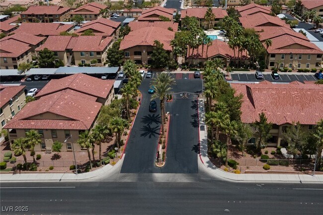 Building Photo - 3545 Cactus Shadow St