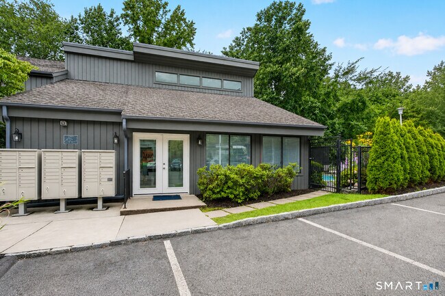 Building Photo - 123 Old Belden Hill Rd