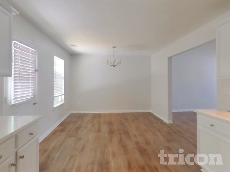 Building Photo - 3892 Alderwoods Dr