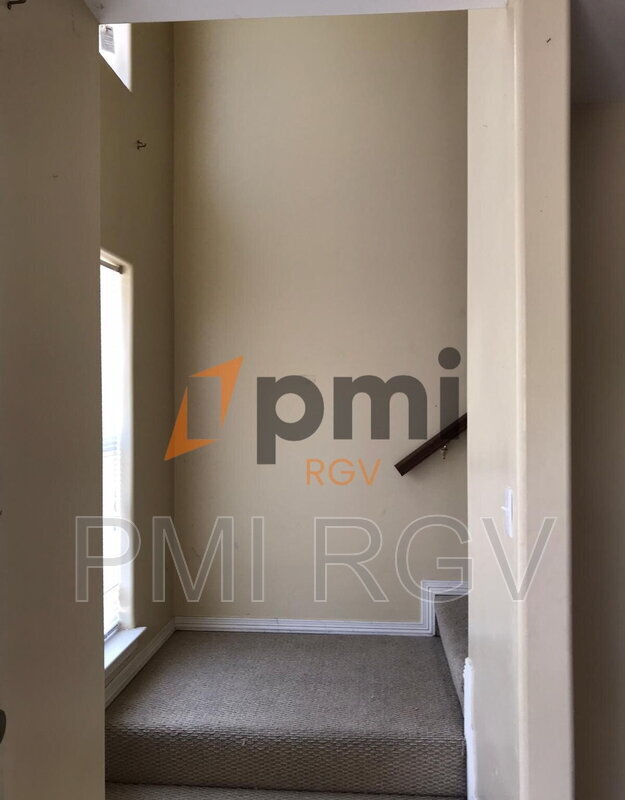 Building Photo - 1603 W Omni Ave