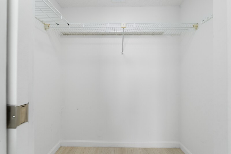 Building Photo - 896 N Federal Hwy