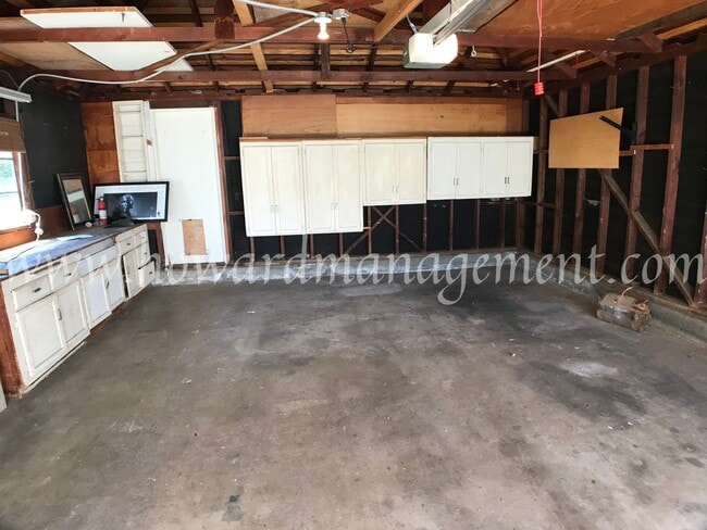 Building Photo - Two story home with newer central A/C in t...