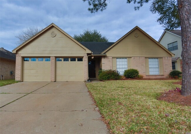 Building Photo - 7007 Glen Rosa Dr