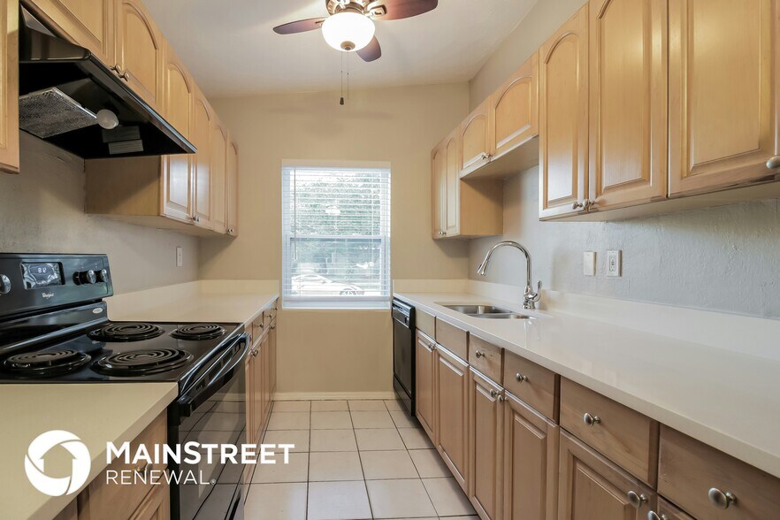 Building Photo - 28 S Oxalis Dr