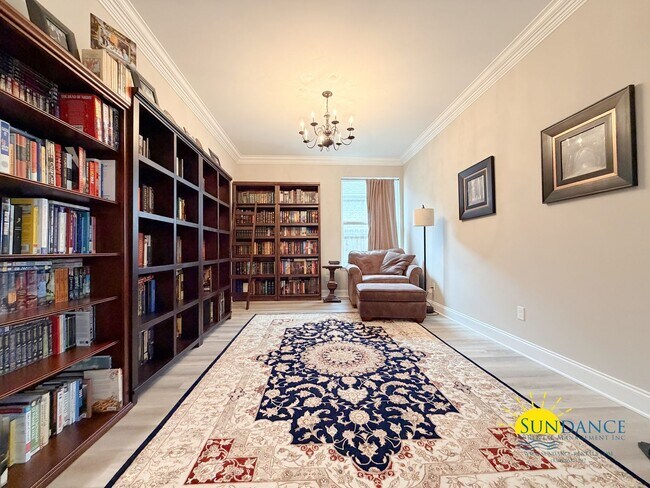 Building Photo - Stunning Shalimar 4 Bedroom / 3 Full Bathroom Home with Solar Energy Efficiency!
