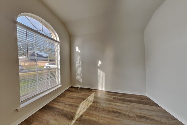 Building Photo - 2222 Princess Snow Cir