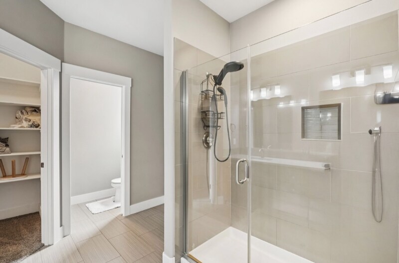 Building Photo - 4677 Southampton Dr SE