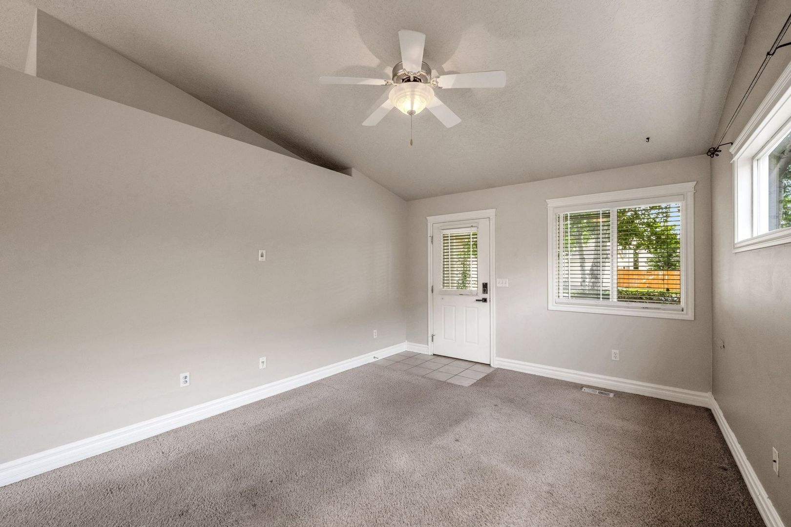 Building Photo - 1132 Berwick Ct