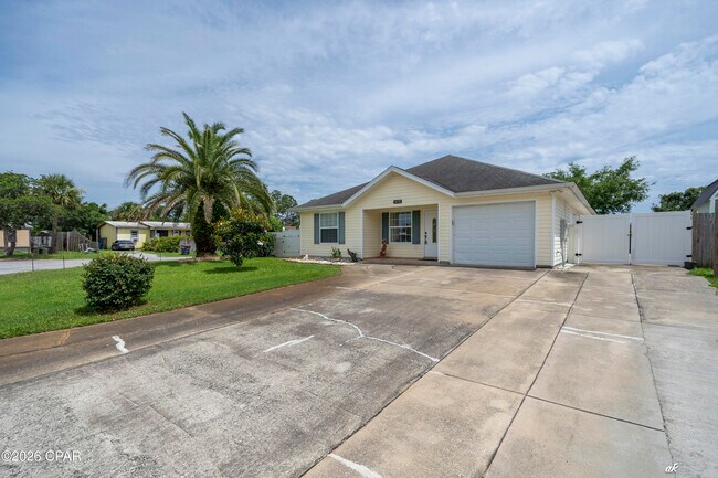 Building Photo - 420 Water Oak Cir