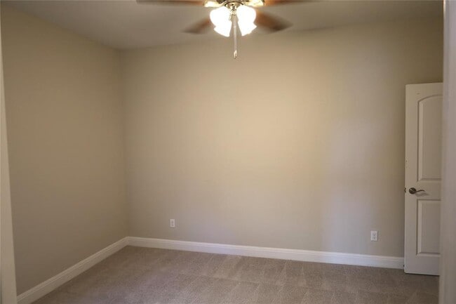 Building Photo - 169 Isabella Wy