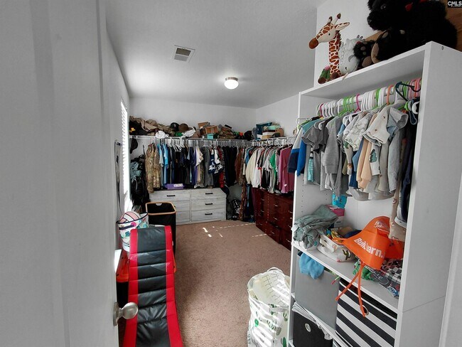 Building Photo - 836 Chariot Way