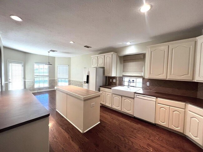 Building Photo - 11215 Vienna Trails Ln