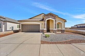 Building Photo - 12616 Zollinger Ave