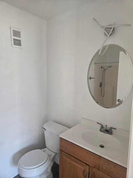 Building Photo - 241 50th St