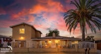 Building Photo - Spacious 4Bdm 2Ba Home with Open Floor Pla...