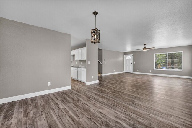 Building Photo - 17391 Crystal Canyon Blvd