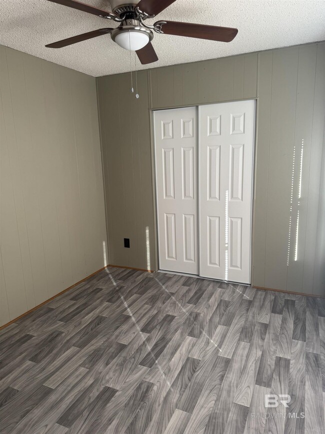 Building Photo - 21059 Morgan Spgs Ln