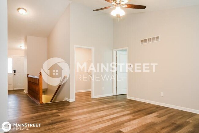 Building Photo - 146 POE AVE, LITHOPOLIS, OH 43136