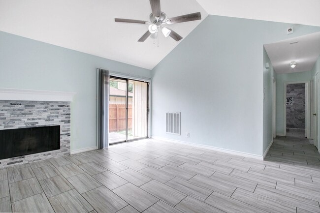 Building Photo - ***APPLICATION CURRENTLY UNDER REVIEW***Contemporary Single-Level Home with 3 Bedrooms, 2 Bathroo...