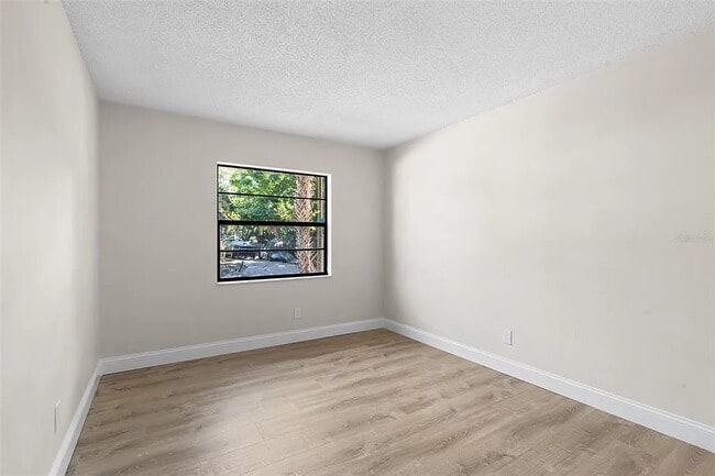 Building Photo - 1773 Tifton Terrace S