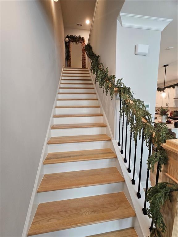 Building Photo - 1992 Kennesaw Dr NW